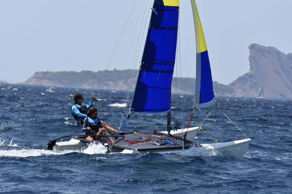 Catamaran T1